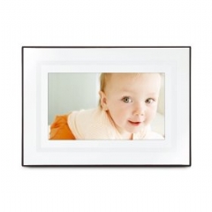 Kodak EasyShare M820 8-Inch Digital Frame 