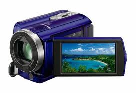 Sony DCRSR68 Camcorder Package 1